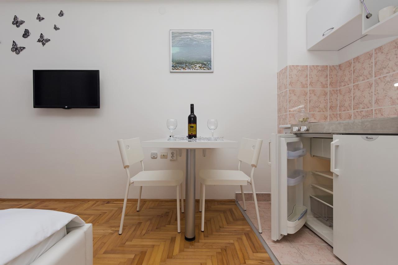 Protuger Appartement Ohrid Buitenkant foto