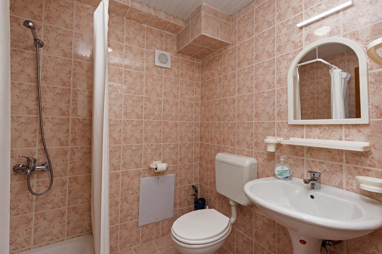 Protuger Appartement Ohrid Buitenkant foto